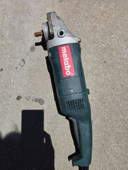 Metabo W 23-180 angle grinder