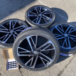 Toyota Camry 2025 Wheels 235/40/19” Zinna Sport