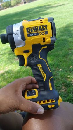 DeWalt Impact driver/drill