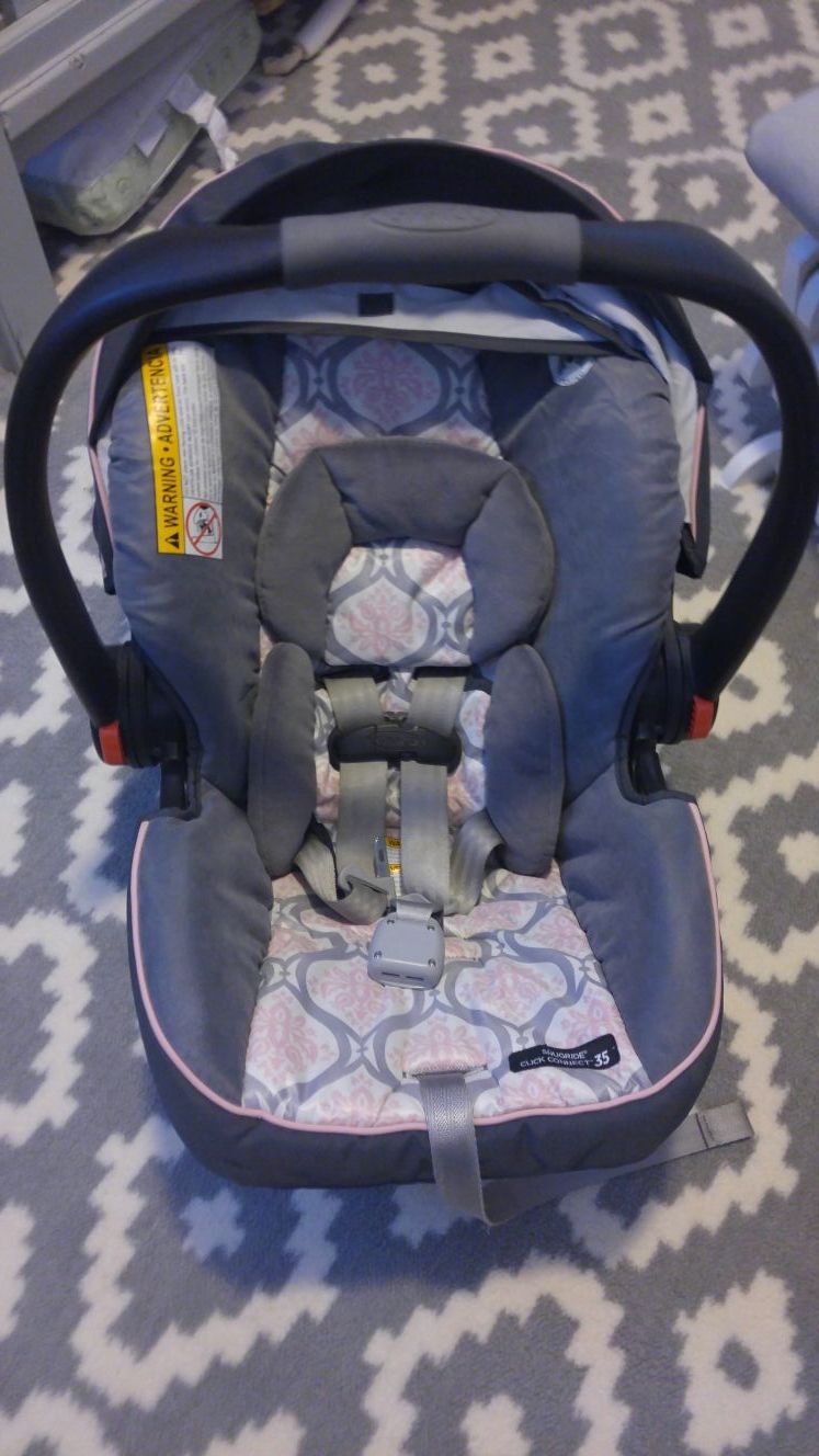 Graco click connect sung ride car seat & base