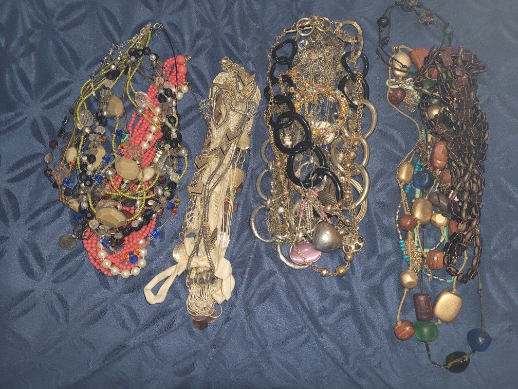 40+ Wearable Fashion Jewelry NECKLACES