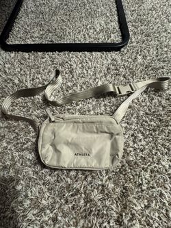Athleta Belt Bag / Waist Pack – Neutral Beige