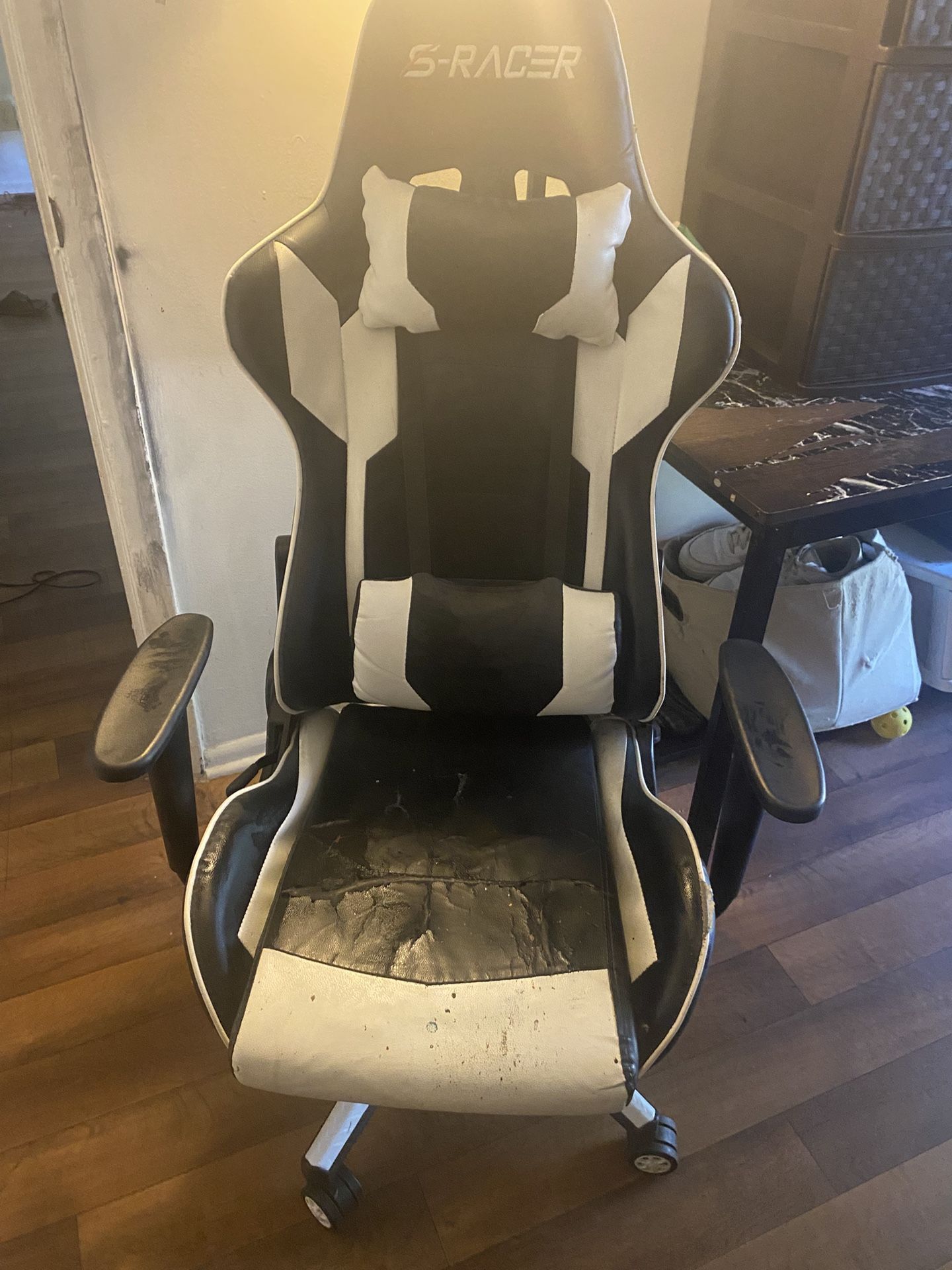 S-Racer Gaming Chair