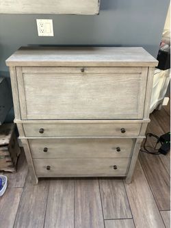 Drop Front Desk with Storage & Drawers - Excellent Condition