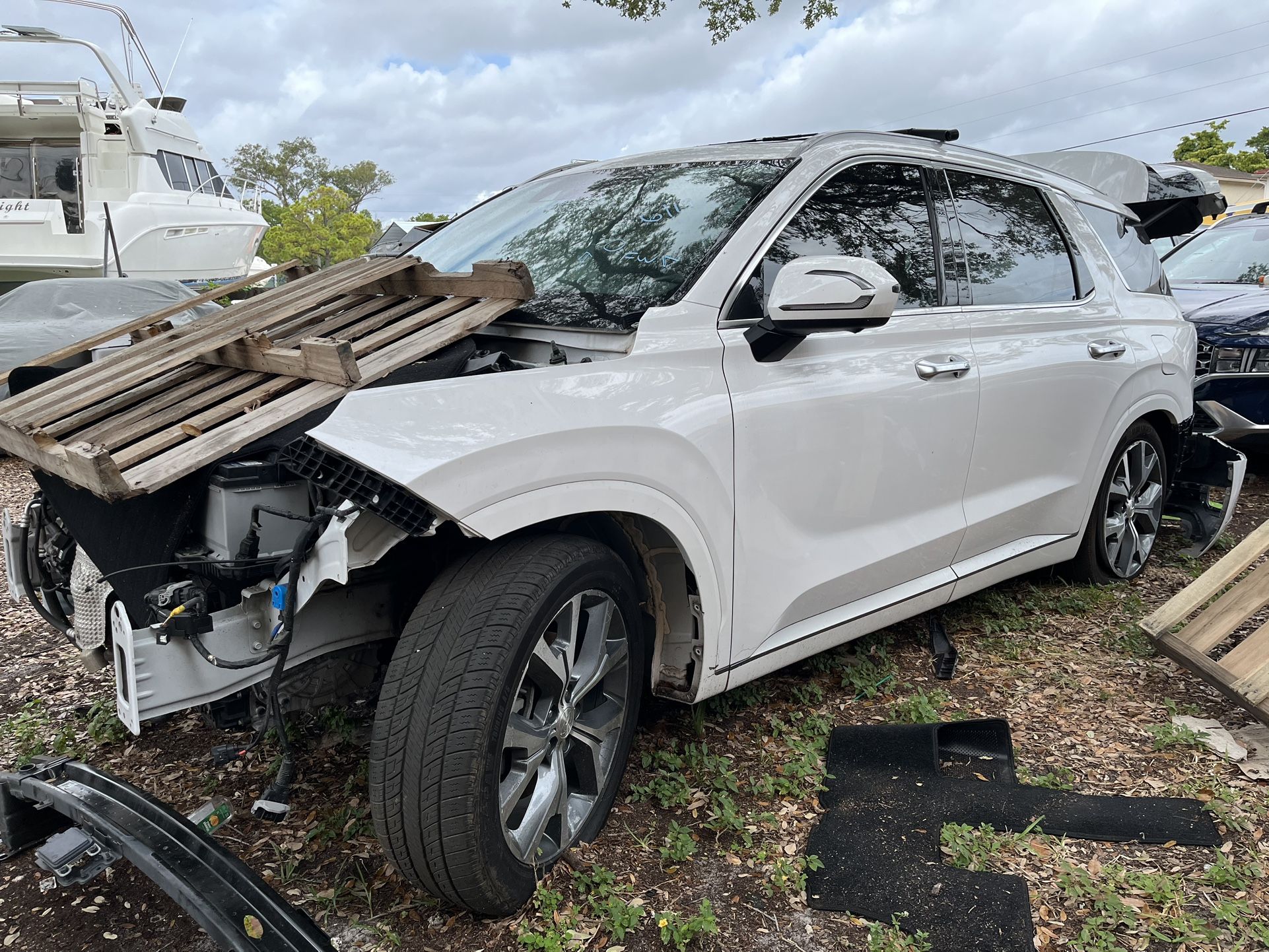 OEM 2020 2021 2022 HYUNDAI PALISADE PART OUT