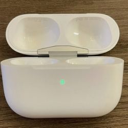 AirPods Pro Charging Case 