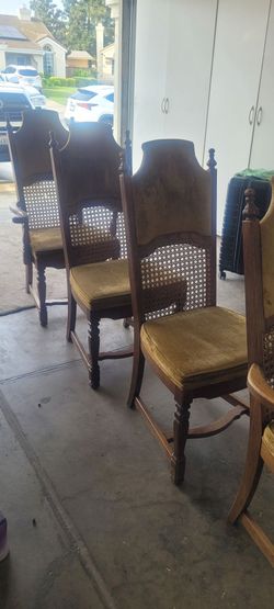 6 chairs