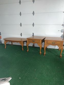Coffee table (with end tables