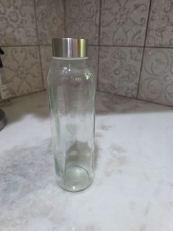 20 17oz Clear Glass Water Bottles with Metal Lids