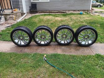 18inch 5 Lug Nut wheels