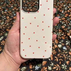 iPhone 15 Pro Max Heart Case