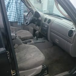2003 Jeep Liberty