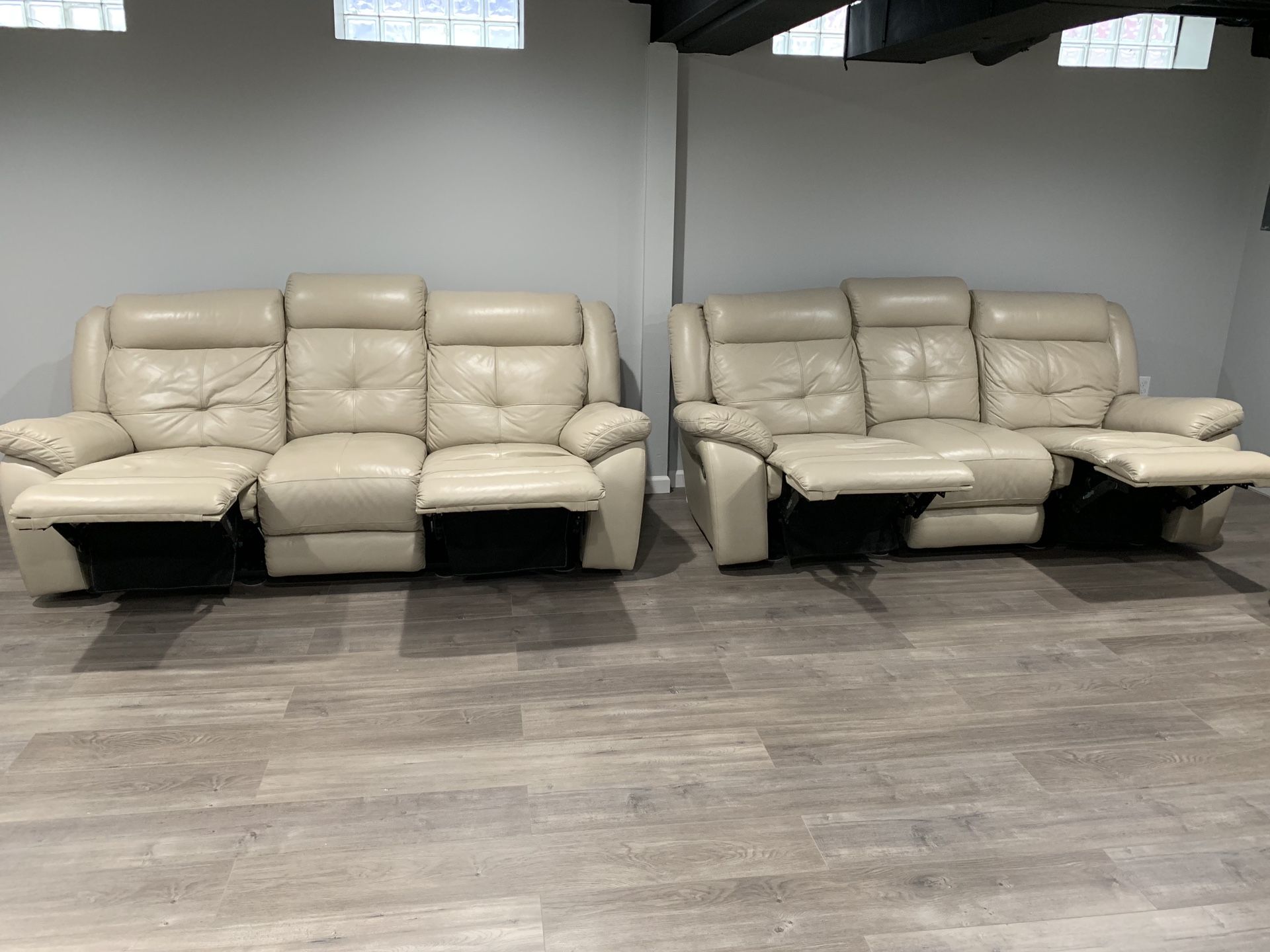 Set of 3 leather couches. 2 sofas and 1 love seat.