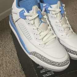 Jordan 4 Retros blue