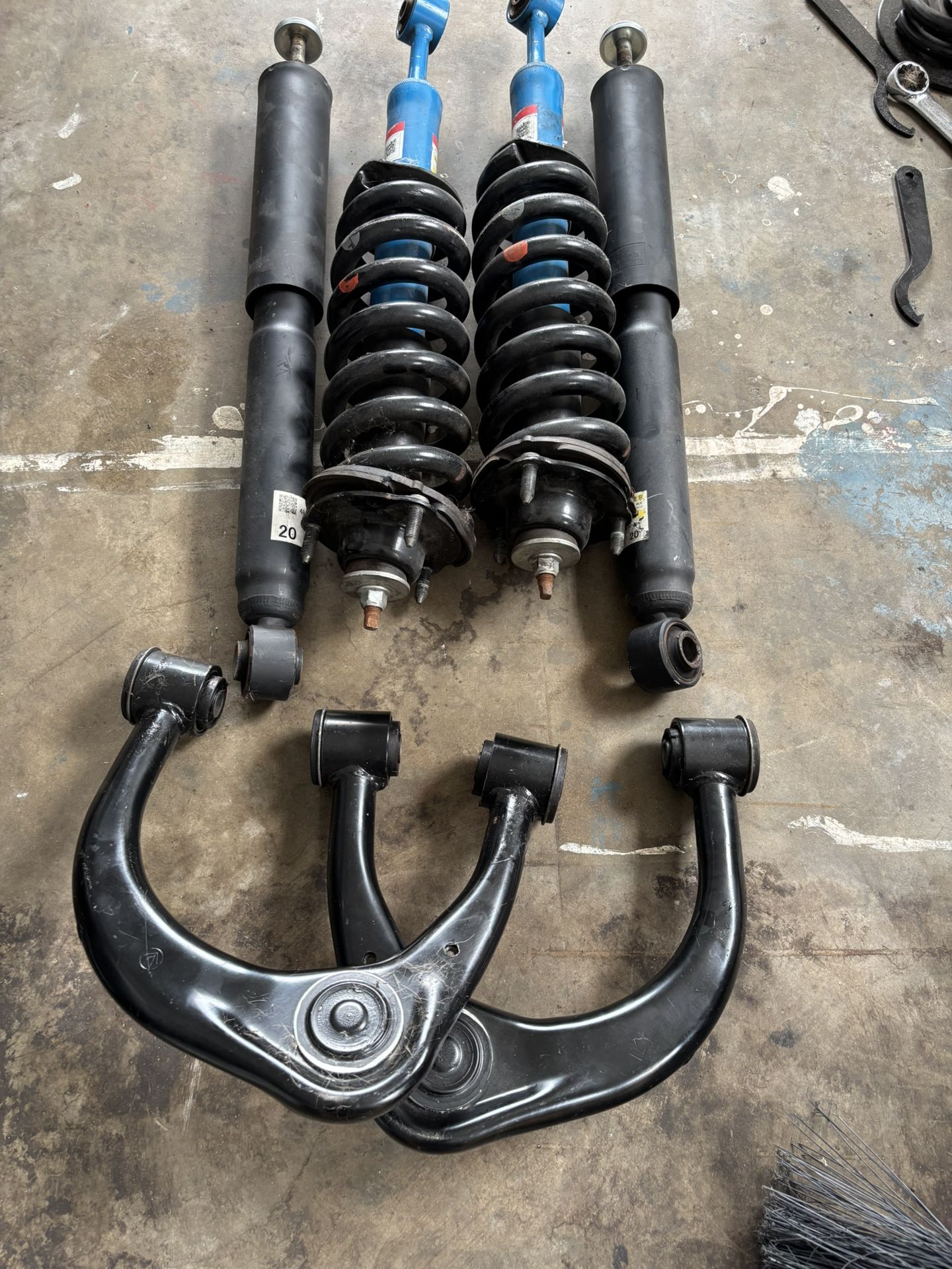 Tacoma FJ 4Runner Lexus Struts & Shocks