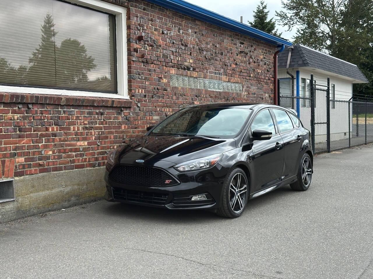 2017 Ford Focus ST