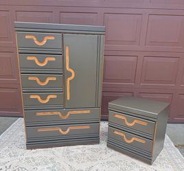Refinished Mid-Century Modern Dresser & Nightstand Set