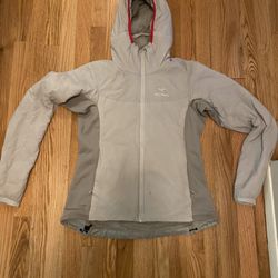 Arc’teryx Women’s Atom LT