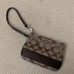 Brand New Authentic Coach Wristlet 