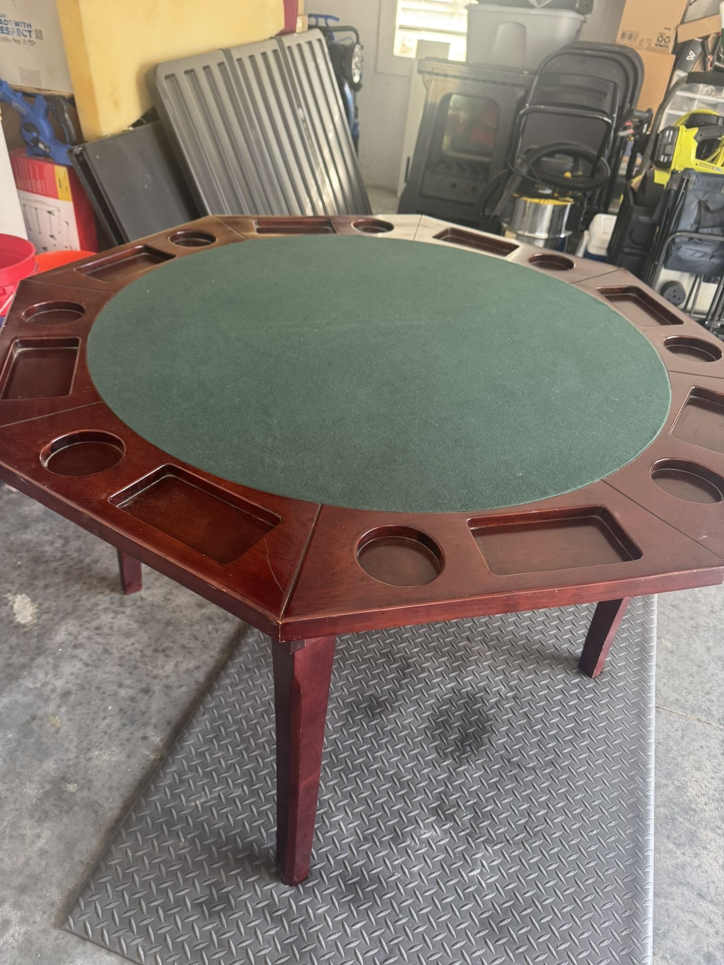 Poker Table