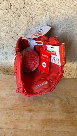 FRANKLIN TEE BALL GLOVES INCLUDING SOFT MATERIAL BALL GREAT FOR TEE BALL SEASON $10 EACH GLOVE