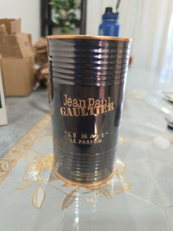 Mens cologne