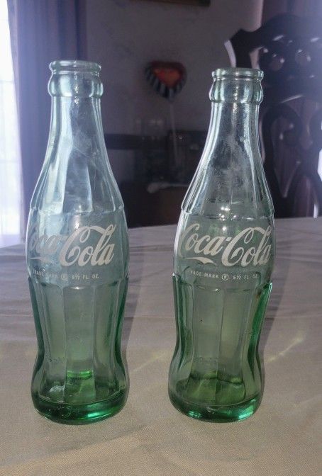 Vintage HOBBLESKIRT Coka Cola BOTTLE, 1964 - $9 each - Holmdel NJ