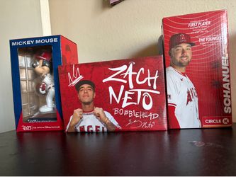 Bobble heads