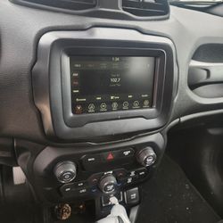2018 And Up Jeep Compass Screen 