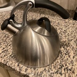 OXO TEA KETTLE