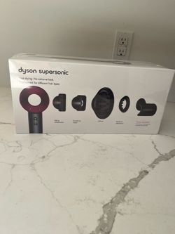 Dyson supersonic hairdryer brand new sealed in box
