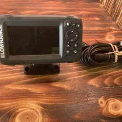 Lowrance Hook2 4x fish finder With Bullet Skimmer