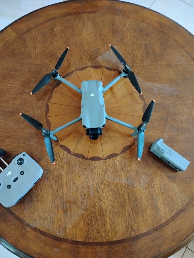 DJI AIR 3 DRONE