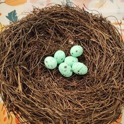 6" Rattan Birds Nest With 6 Foam Green Eggs 