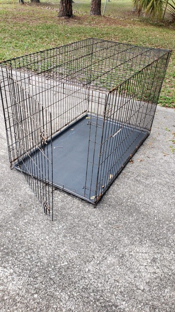 Medium Sized Dog Crate - 32-H 30-W 48-L