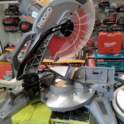 RIDGID 12 IN. (305 mm) MITER SAW