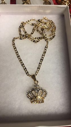 Gold plated chain and pendant