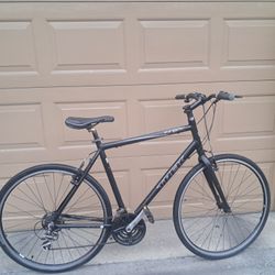 Trek 7.1 FX Hybrid Bike – Lightweight & Fast