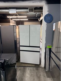 🔥SAMSUNG BESPOKE 29 CUBIC FT. 4-DOOR REFRIGERATOR 🔥 COME TODAY AND RECEIVE A DISCOUNT🔥