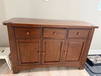 Solid Wood Hutch