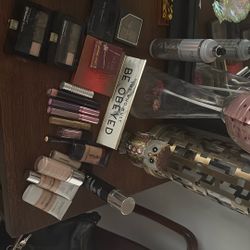 Misc Used Makeup Taking Offers 