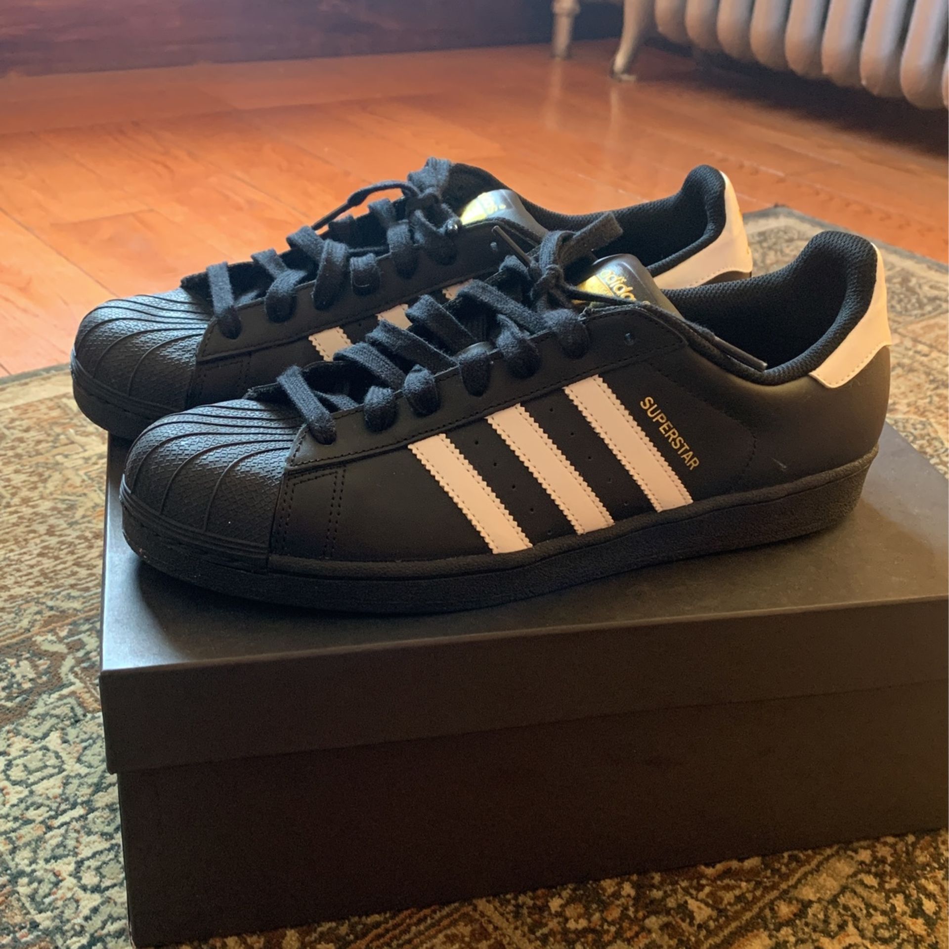 Adidas Superstar Size 11 for Sale in Mount Vernon, NY - OfferUp