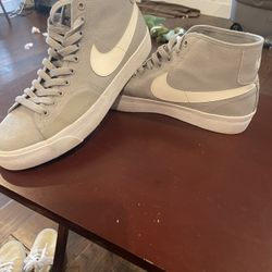Nike SB Blazer Mid Gray