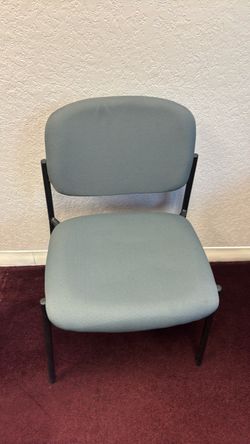 Gray Fabric Guest Chair with Black Metal Frame