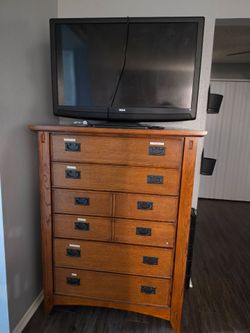 RCA TV LED  $25