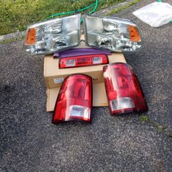 Dodge 1500  2 Front Headlight And 3 Rear Tail 