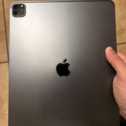 iPad Pro 4 Generation , 12.9 Inch, 256GB