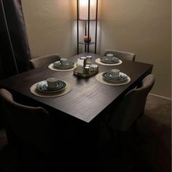 Beautiful Espresso Dining Table W/ 4 Chairs