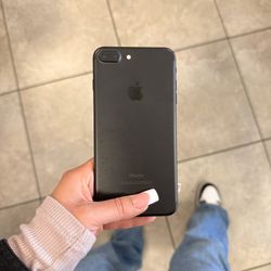 iPHONE 7 PLUS UNLOCKED 