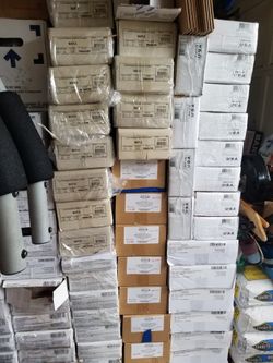 Engineered hardwood floor